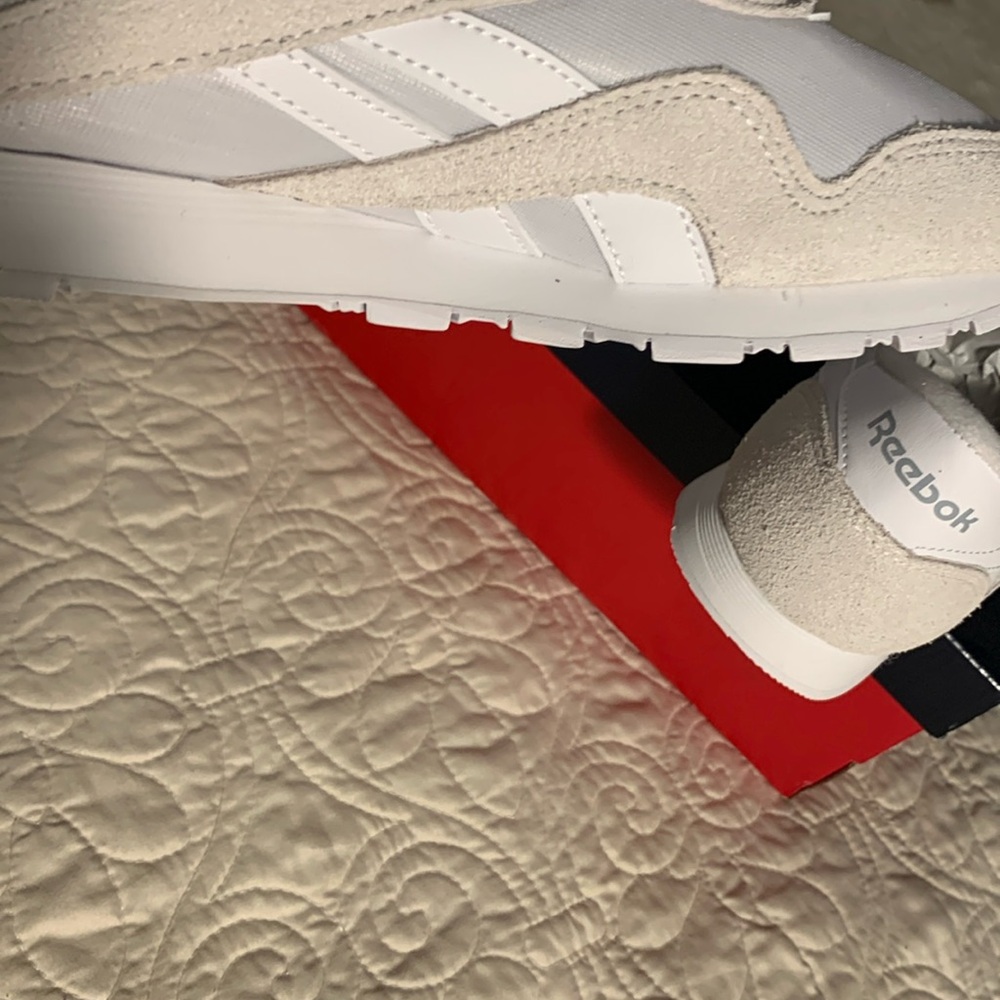 Reebok classic nylon sneakers NWT - Picture 6 of 13